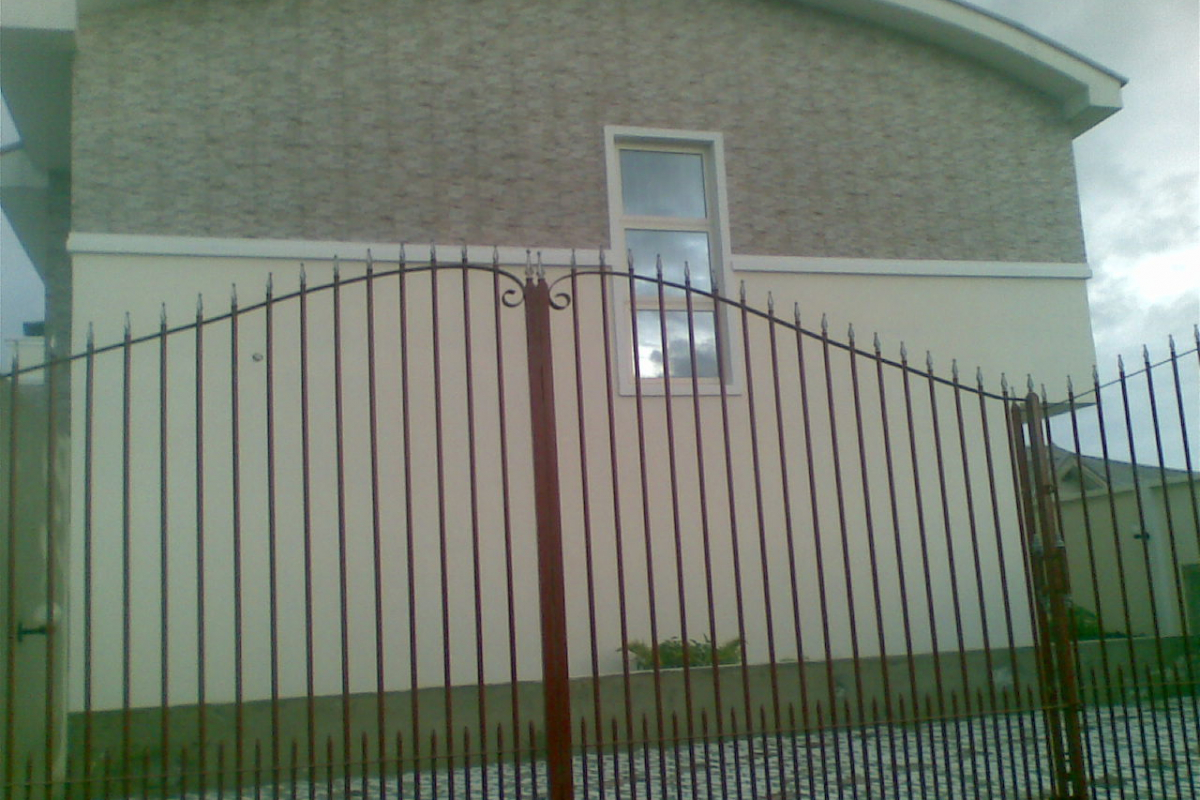 5. exterior view