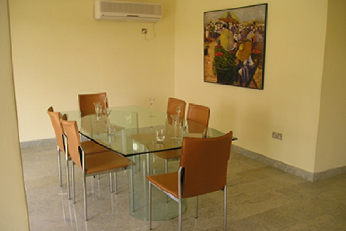 7. dining area