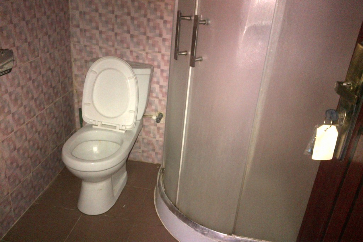 6. shower cubicle