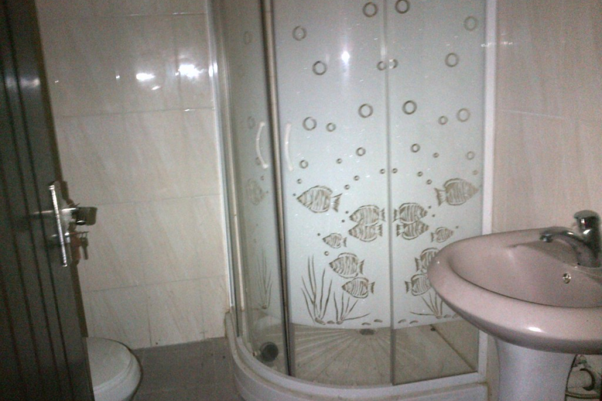 10. shower cubicle with toilet