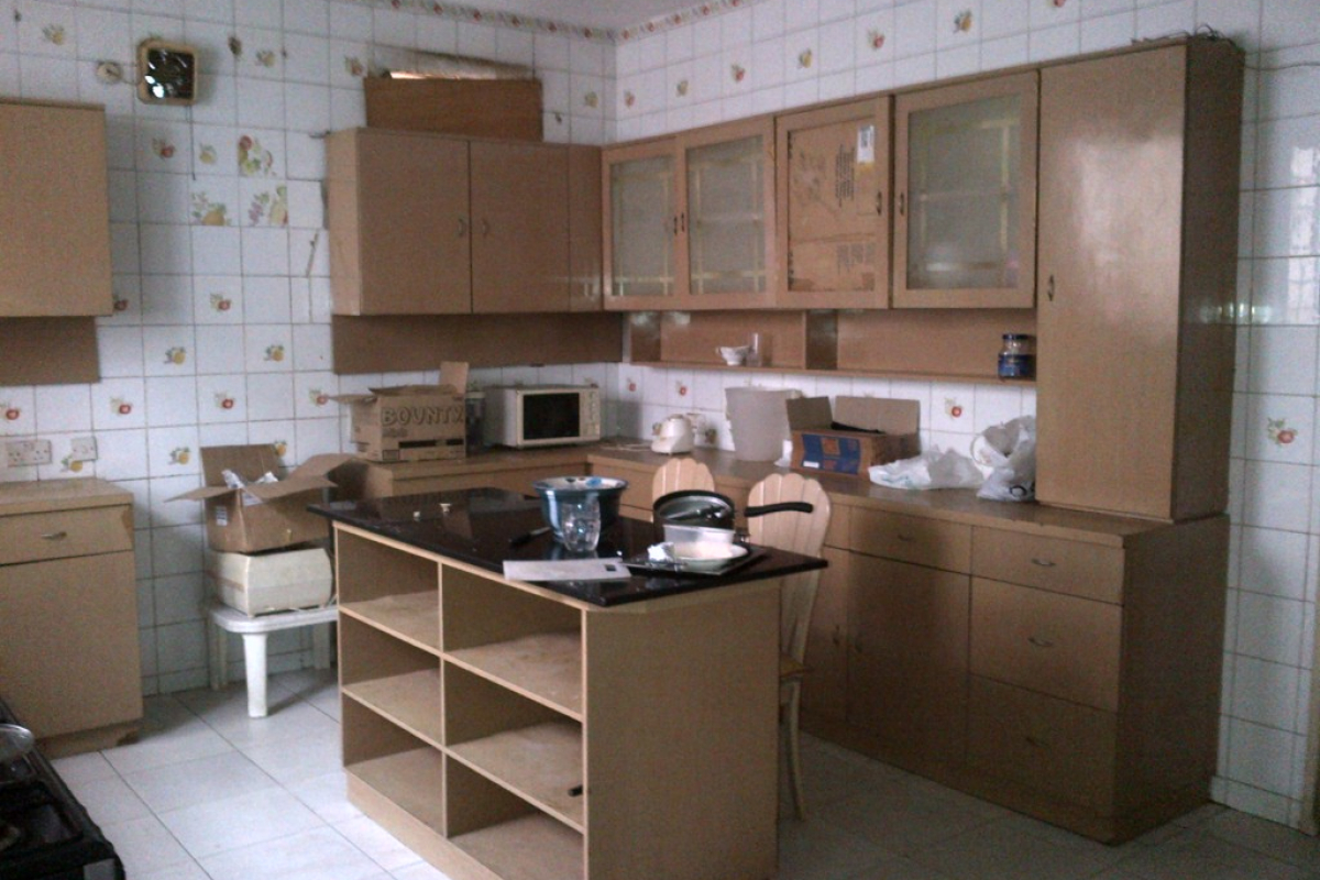 7. kitchen 1