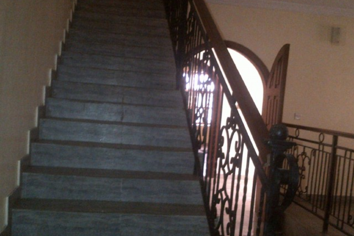 10. stairway