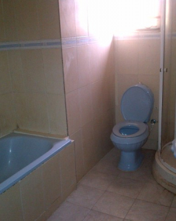 10. toilet bath and shower cubicle