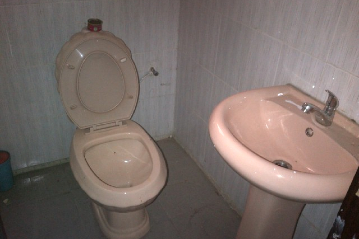 11. guest toilet
