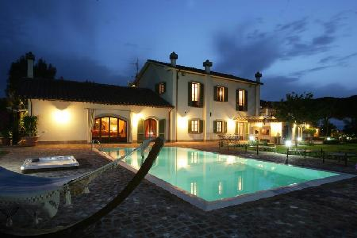tuscany villas website