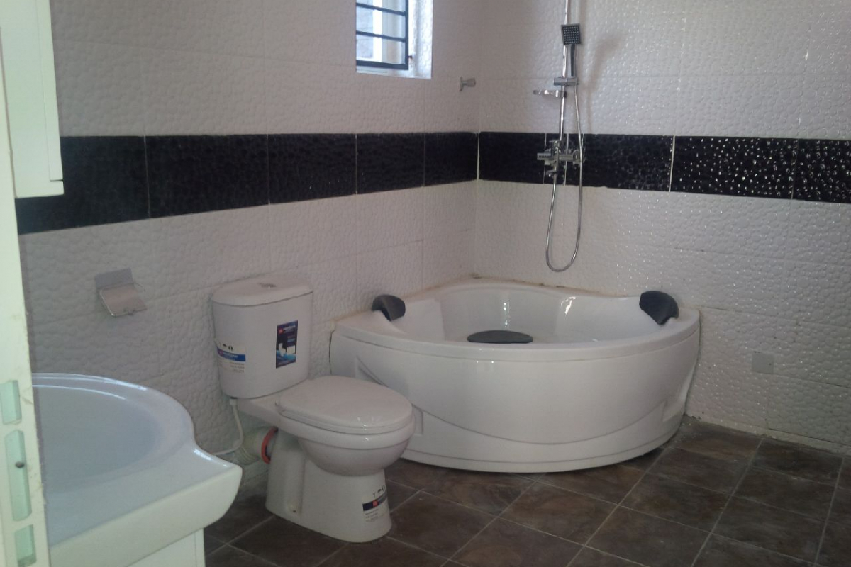 18. master toilet and bath view 1