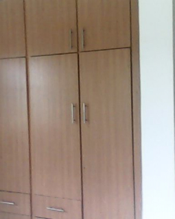 5. bedroom showing wardrobe