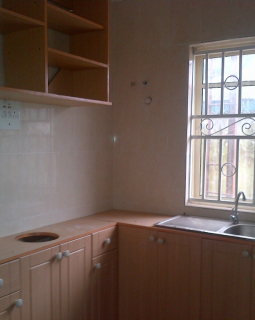 8. kitchen 1