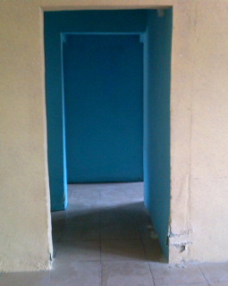 4. lobby to the bedrooms