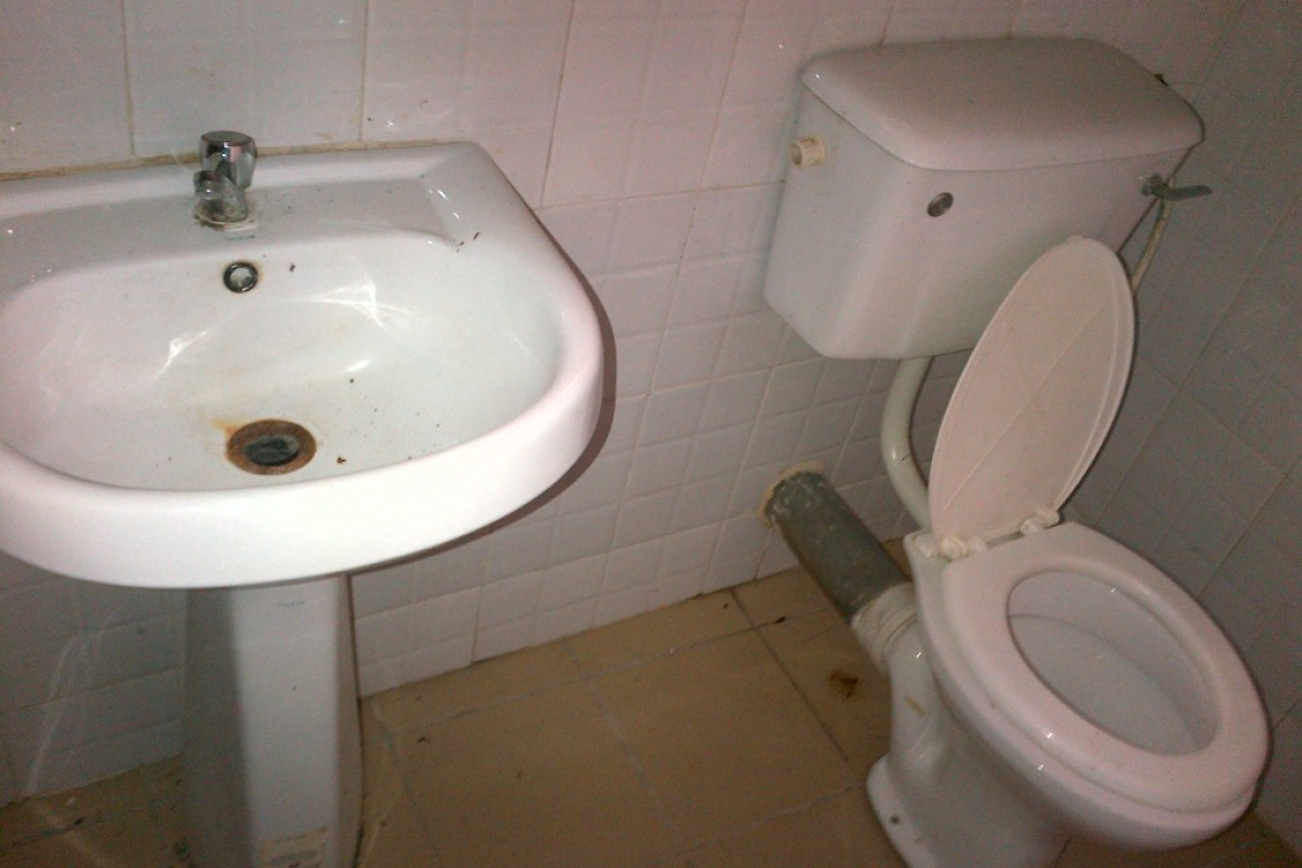9. guest toilet
