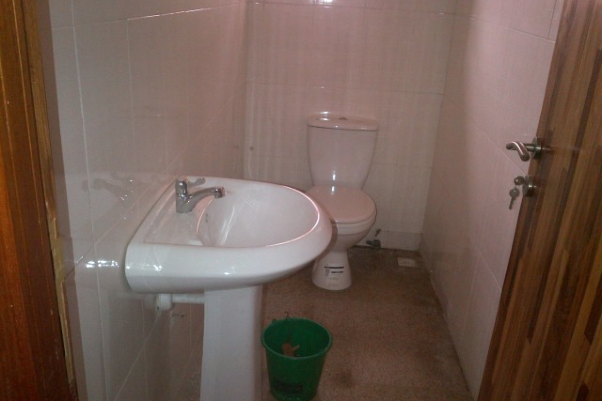14. guest toilet