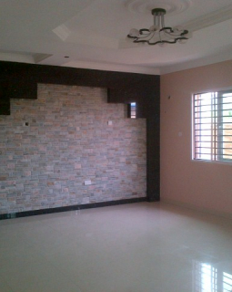 6. sitting room side 1