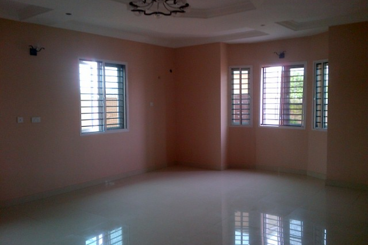 7. sitting room side 2