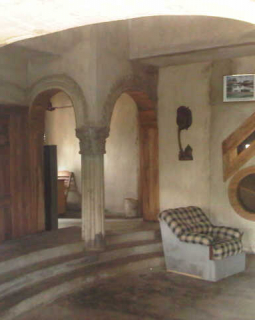 4. sitting room