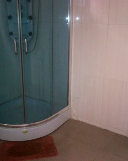 16. water closet and shower cubicle 1
