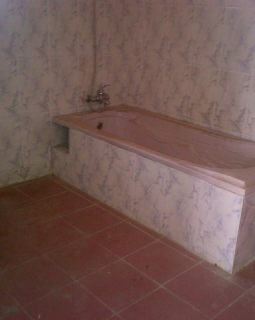 17. chidren toilet and bath 1