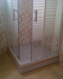 17. toilet and bath 2