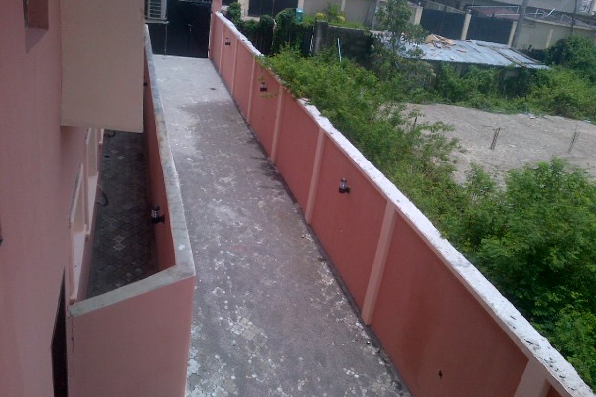 6. aerial view of drive way